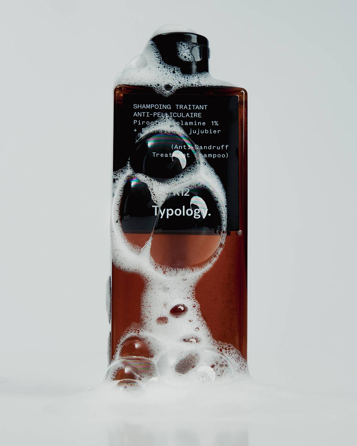 Shampoing Traitant Anti-Pelliculaire R12
Piroctone olamine 1% + Extrait de jujubier