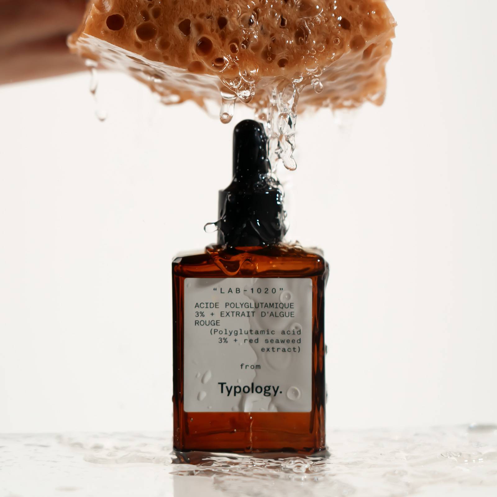 Sérum Repulpant A32
Acide polyglutamique 3% + Extrait d'algue rouge