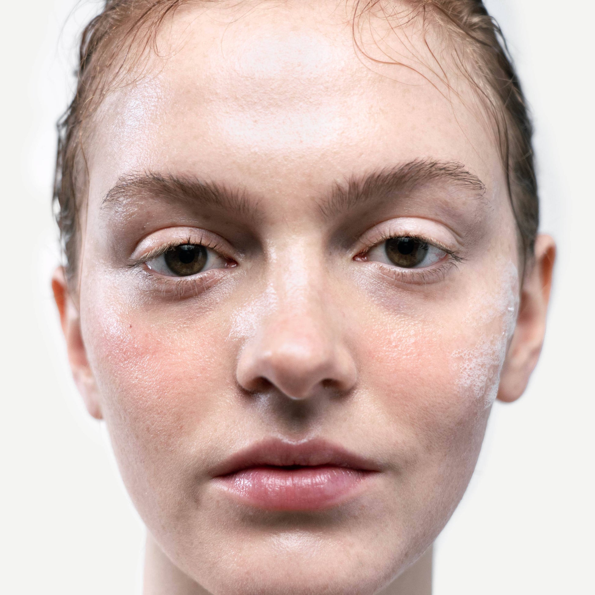 Pain Dermatologique Surgras C10
Extrait de calendula 1% + Huile d'amande douce